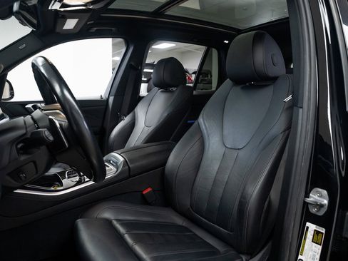 Used 2019 BMW X5 xDrive40i w/ Convenience Package image 18