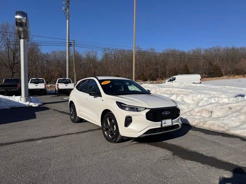 Used 2023 Ford Escape ST-Line w/ Tech Pack #1 image 2