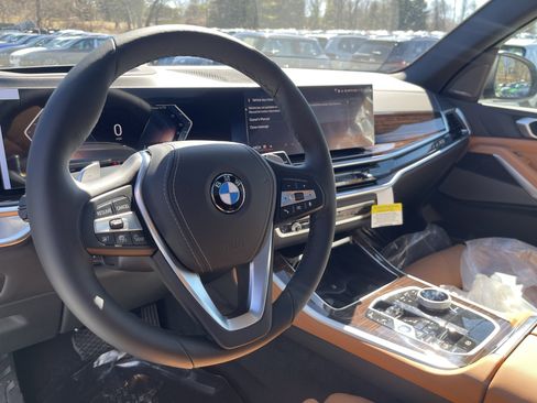 New 2026 BMW X5 xDrive40i w/ Executive Package image 6