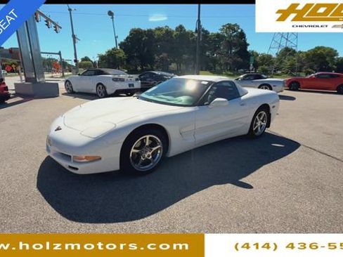 Used 2002 Chevrolet Corvette Convertible w/ Preferred Equipment Group2 RWD image 4