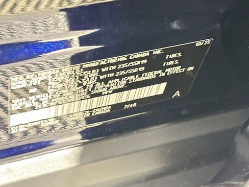 Used 2025 Toyota RAV4 XLE Premium FWD image 33