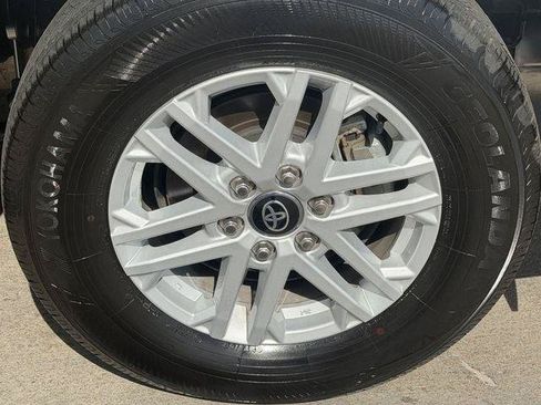 Certified 2025 Toyota Sequoia SR5 AWD/4WD image 8