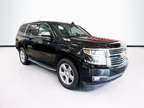 Used 2018 Chevrolet Tahoe Premier AWD/4WD image 3