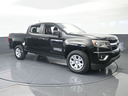 Used 2019 Chevrolet Colorado LT w/ LT Convenience Package RWD image 8