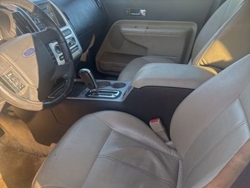 Used 2010 Ford Edge Limited image 27