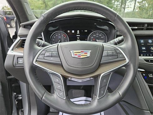 Certified 2024 Cadillac XT5 Premium Luxury w/ Platinum Package image 30