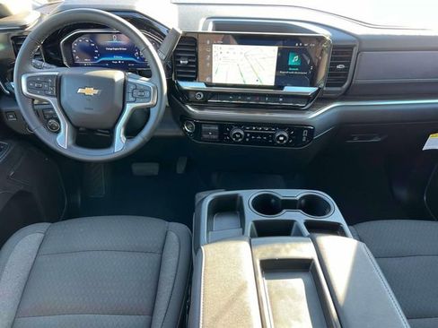Certified 2025 Chevrolet Silverado 1500 LT w/ Protection Package AWD/4WD image 14