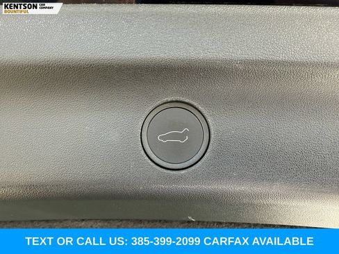 Used 2023 Tesla Model Y Long Range AWD/4WD image 30