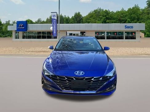 Used 2022 Hyundai Elantra SEL w/ Convenience + Premium Package image 3