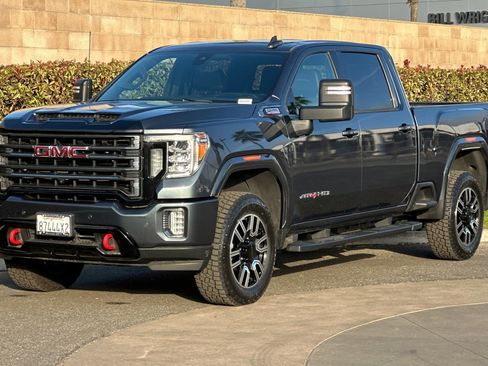 Certified 2020 GMC Sierra 2500 AT4 w/ AT4 Premium Package image 8