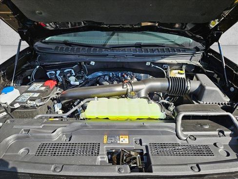 New 2025 Ford Expedition Active image 16