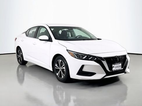 Used 2023 Nissan Sentra SV image 3
