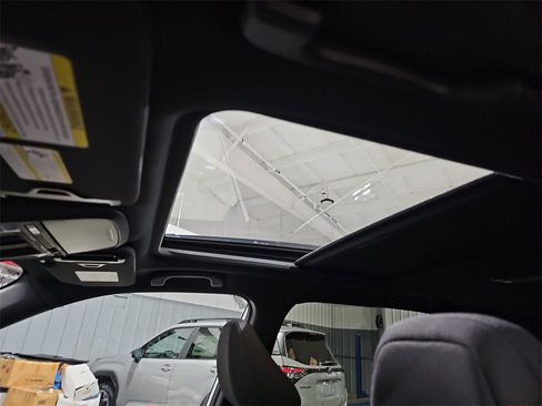 New 2026 Subaru Forester Premium image 28