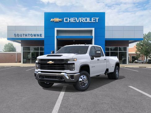 New 2026 Chevrolet Silverado 3500 W/T image 32