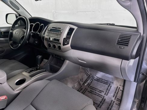 Used 2011 Toyota Tacoma PreRunner w/ TRD Sport Pkg RWD image 26