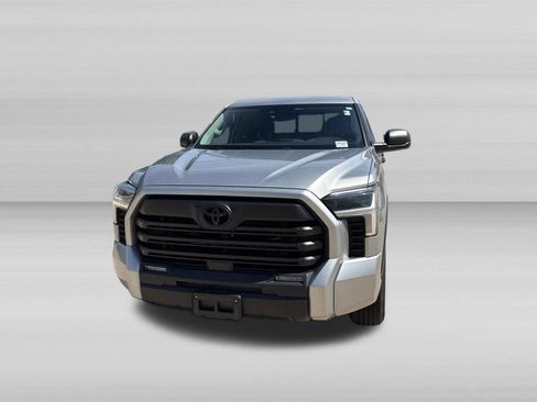 Used 2022 Toyota Tundra SR5 RWD image 8