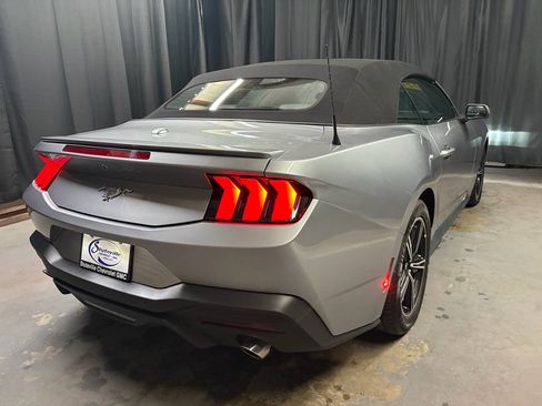 Used 2024 Ford Mustang Premium RWD image 5