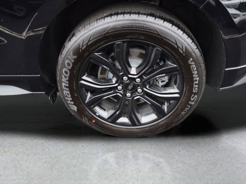 Certified 2023 Ford Edge SE w/ Black Appearance Package AWD/4WD image 7