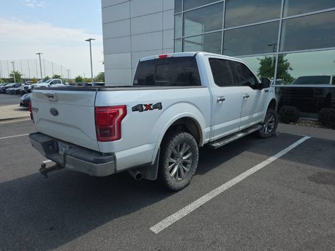Used 2015 Ford F150 Lariat w/ Equipment Group 502A Luxury AWD/4WD image 13