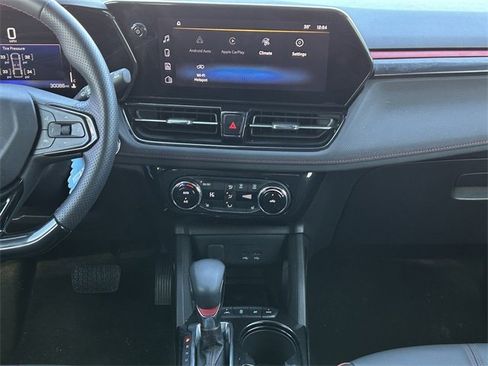 Used 2024 Chevrolet TrailBlazer RS w/ Convenience Package image 18