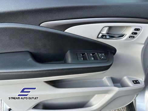 Used 2021 Honda Pilot EX-L image 17