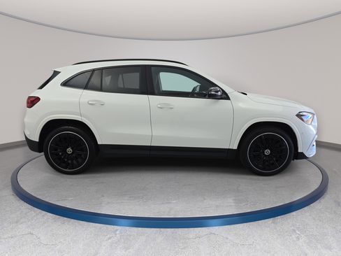 Used 2025 Mercedes-Benz GLA 250 GLA 250 image 4
