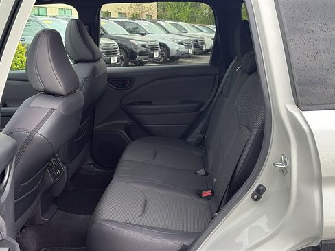 Certified 2026 Subaru Forester Premium AWD/4WD image 21