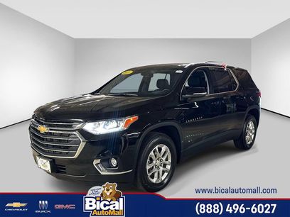 Used 2021 Chevrolet Traverse LT