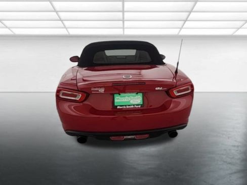 Used 2018 FIAT 124 Spider Classica RWD image 7