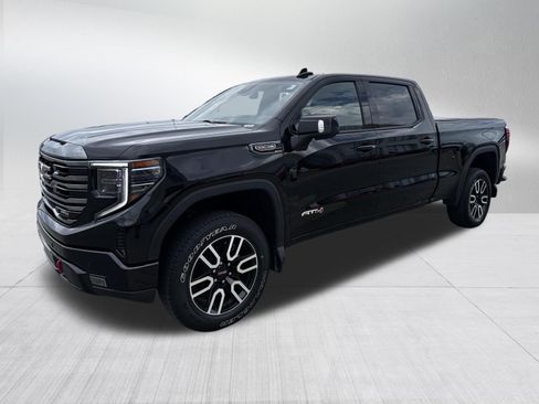 Used 2023 GMC Sierra 1500 AT4 w/ AT4 Preferred Package AWD/4WD image 3