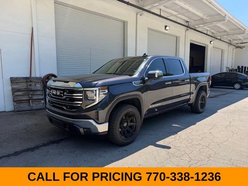 Used 2024 GMC Sierra 1500 SLT RWD image 3