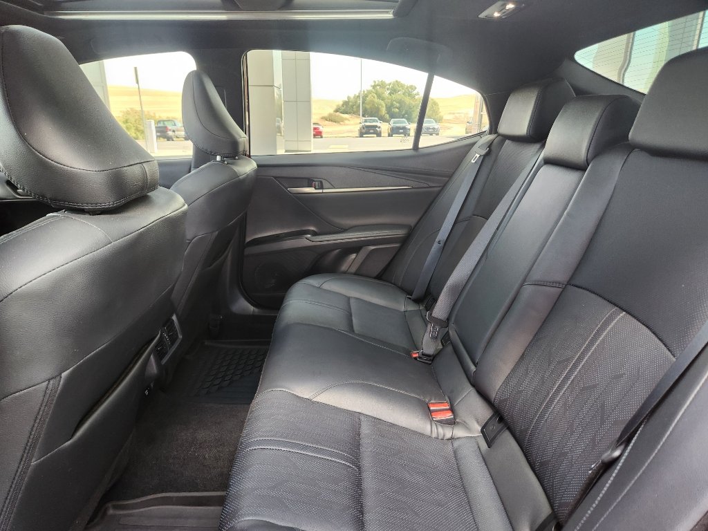 Used 2025 Toyota Camry XSE w/ Premium Package AWD/4WD image 20