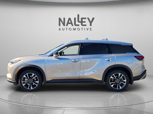 Certified 2025 INFINITI QX60 Luxe w/ Vision Package image 2