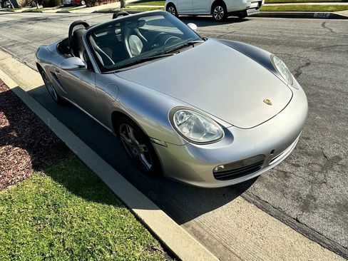 Used 2005 Porsche Boxster S image 4