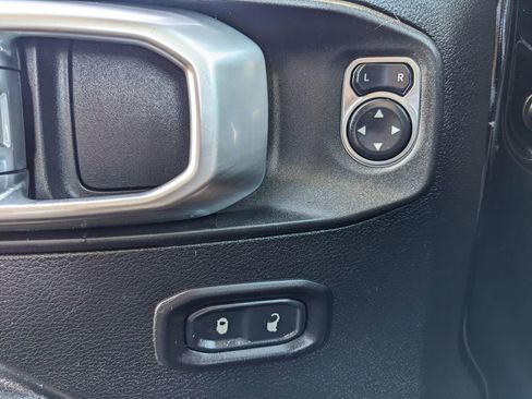 Used 2020 Jeep Wrangler Unlimited Sport S image 48