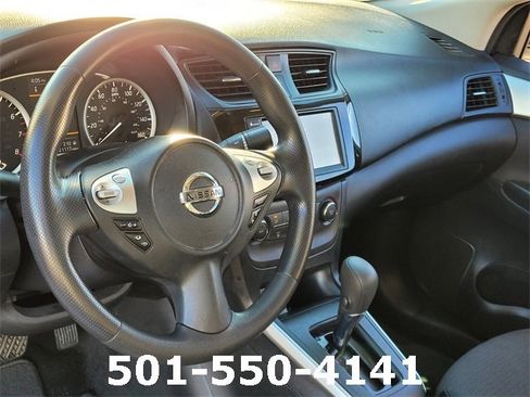 Used 2019 Nissan Sentra S image 9