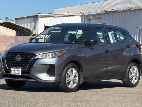 Certified 2025 Nissan Kicks Play S FWD image 8