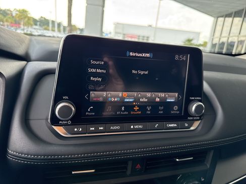 Used 2024 Nissan Rogue SV w/ SV Premium Package AWD/4WD image 22