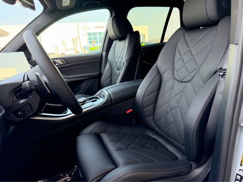 New 2026 BMW X5 xDrive40i w/ M Sport Package image 13