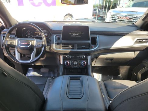 Used 2022 GMC Yukon SLT w/ SLT Premium Package RWD image 19