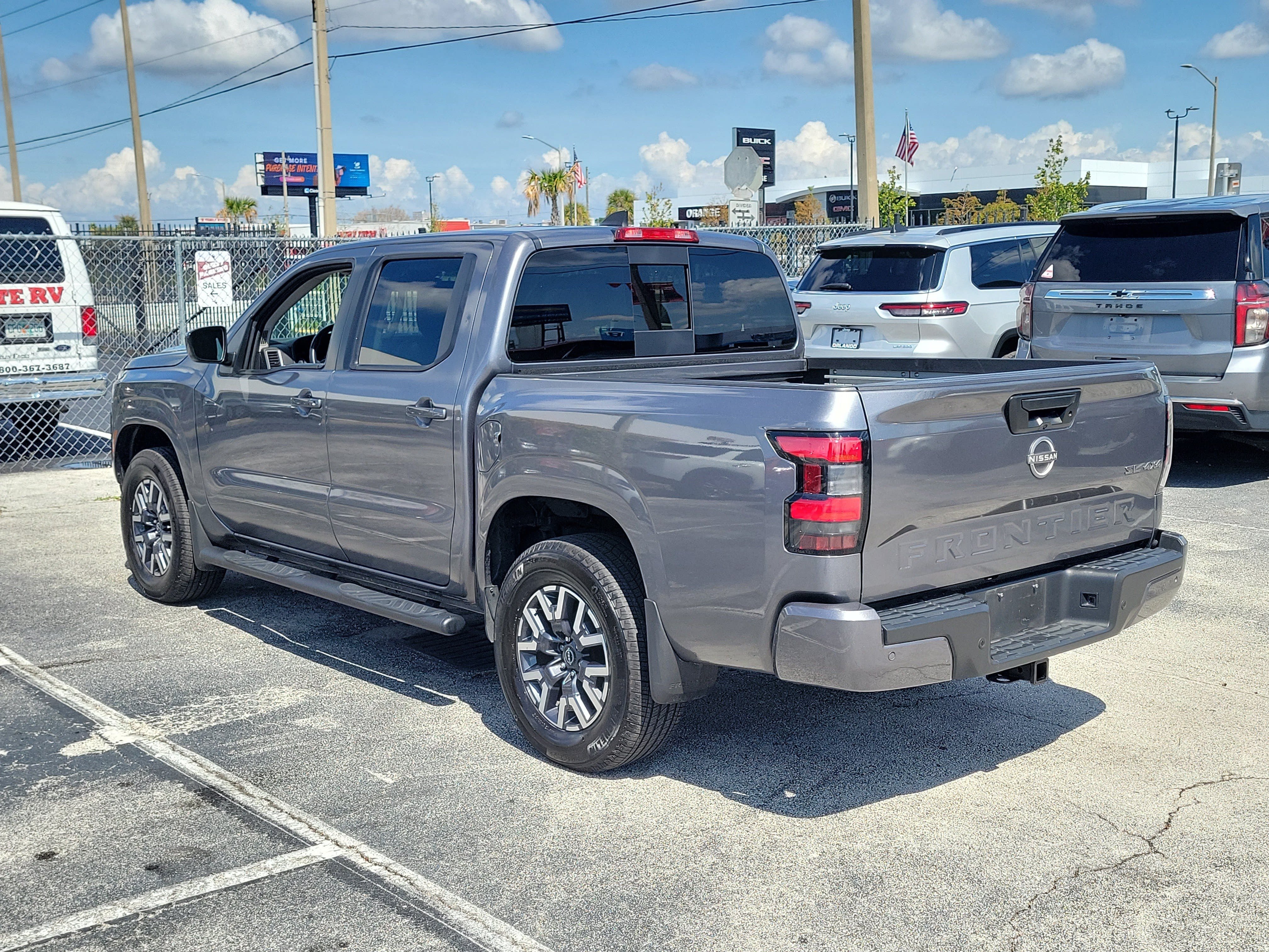 Certified 2024 Nissan Frontier SL w/ Technology Package AWD/4WD image 6