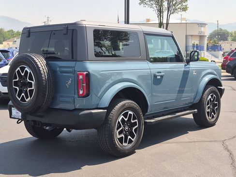Used 2021 Ford Bronco Outer Banks AWD/4WD image 3