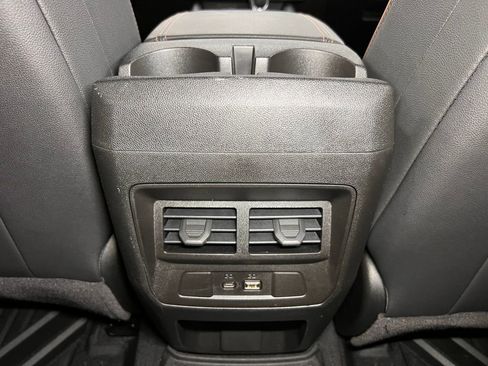 Used 2025 GMC Canyon AT4 w/ AT4 Premium Package image 28