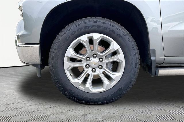 Used 2023 Chevrolet Silverado 1500 LTZ AWD/4WD image 21