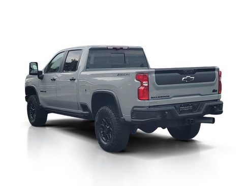 Used 2024 Chevrolet Silverado 2500 ZR2 w/ ZR2 Bison Edition AWD/4WD image 3