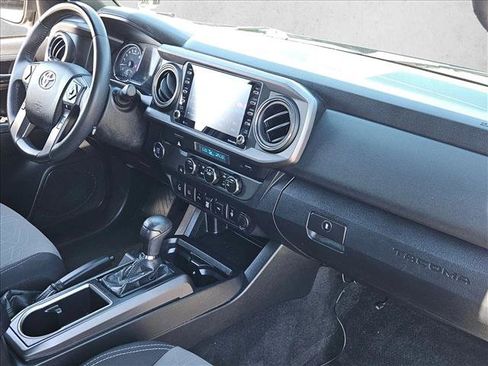 Used 2022 Toyota Tacoma TRD Off-Road w/ Technology Package image 24