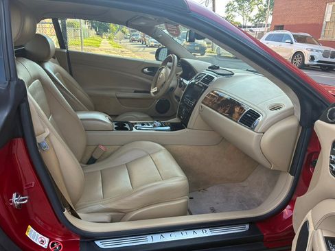 Used 2014 Jaguar XK Convertible RWD image 10