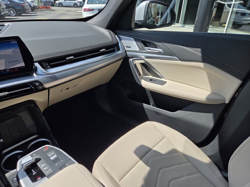 Used 2023 BMW X1 xDrive28i w/ Premium Package AWD/4WD image 20