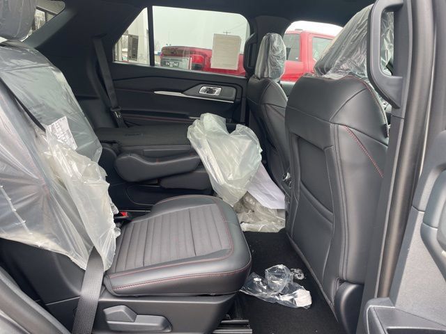 New 2026 Ford Explorer ST-Line AWD/4WD image 17