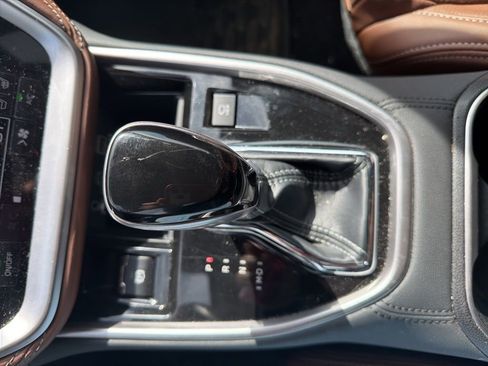 Used 2023 Subaru Outback Touring XT image 8